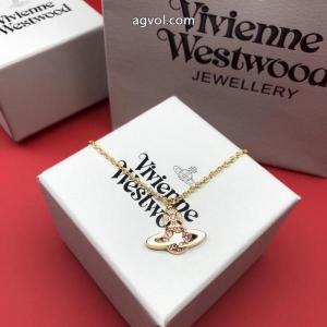 ブランド コピー  海外限定今年らしく魅力的アップネックレスVIVIENNE WESTWOOD