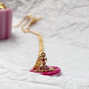 VIVIENNE WESTWOODブランド フェイクネックレス販路限定モデル毎シーズン人気が高い