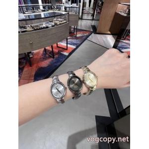 ブランド 品 スーパー コピー時計大好評 人気商品登場！ オシャレ上級者にVIVIENNE WESTWOOD