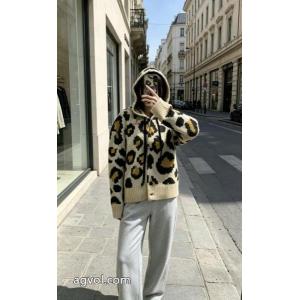 VIVIENNE WESTWOODコートコピー ブランド 通販期間限定大人気商品 最終セール モデル大絶賛