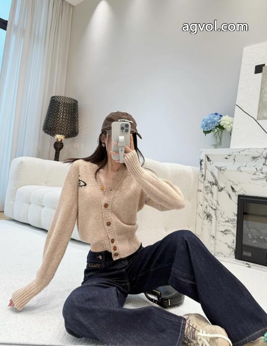 通勤にもOK今季トレンドの限定アイテムコートVIVIENNE WESTWOOD偽 ブランド 通販 5 