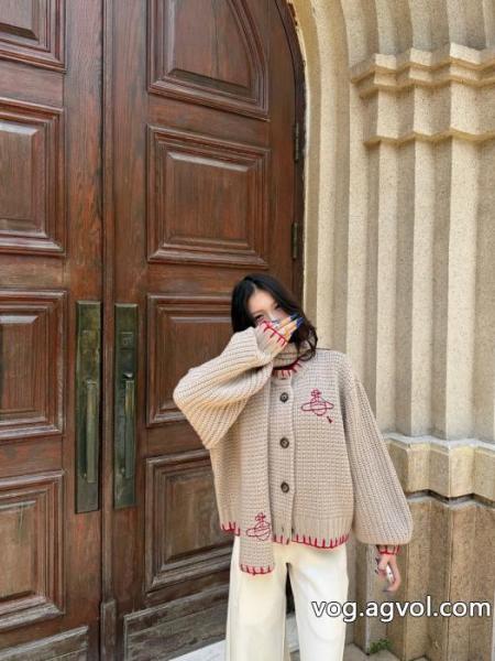 Vivienne Westwood限定レッドマーカーサターン刺繍ラウンドネック長袖バックルニットカーディガンマフラー2点セット 0 