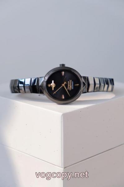 ブランド 品 スーパー コピー時計大好評 人気商品登場! オシャレ上級者にVIVIENNE WESTWOOD 5