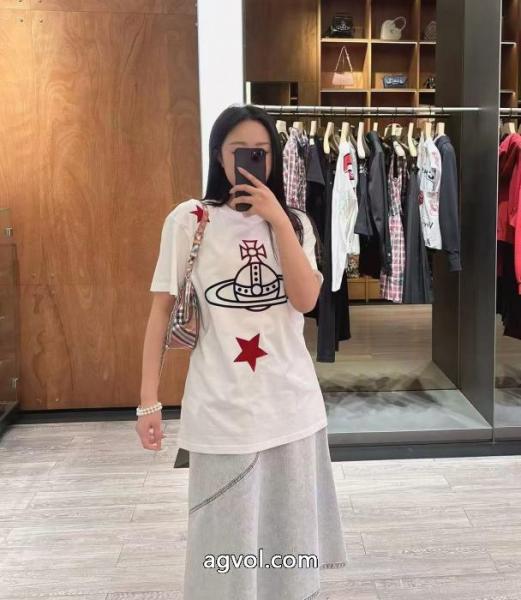 半袖TシャツVIVIENNE WESTWOOD割引セール 注目美品 雑誌掲載モデル!!ブランド 品 スーパー コピー 3